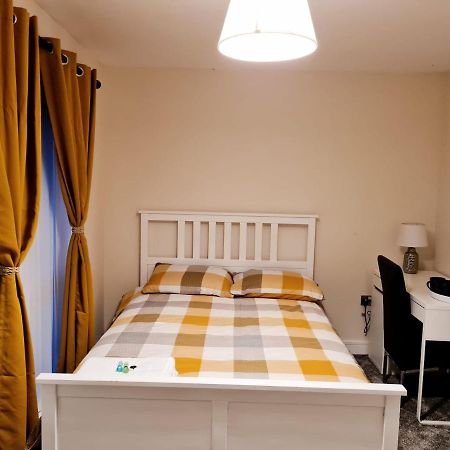 Mills Home Stays Derby Extérieur photo